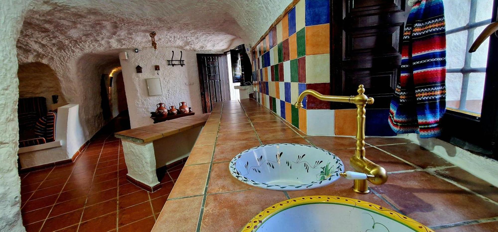 Casa Cueva Cascamorras "Capricho Andaluz" バサ エクステリア 写真