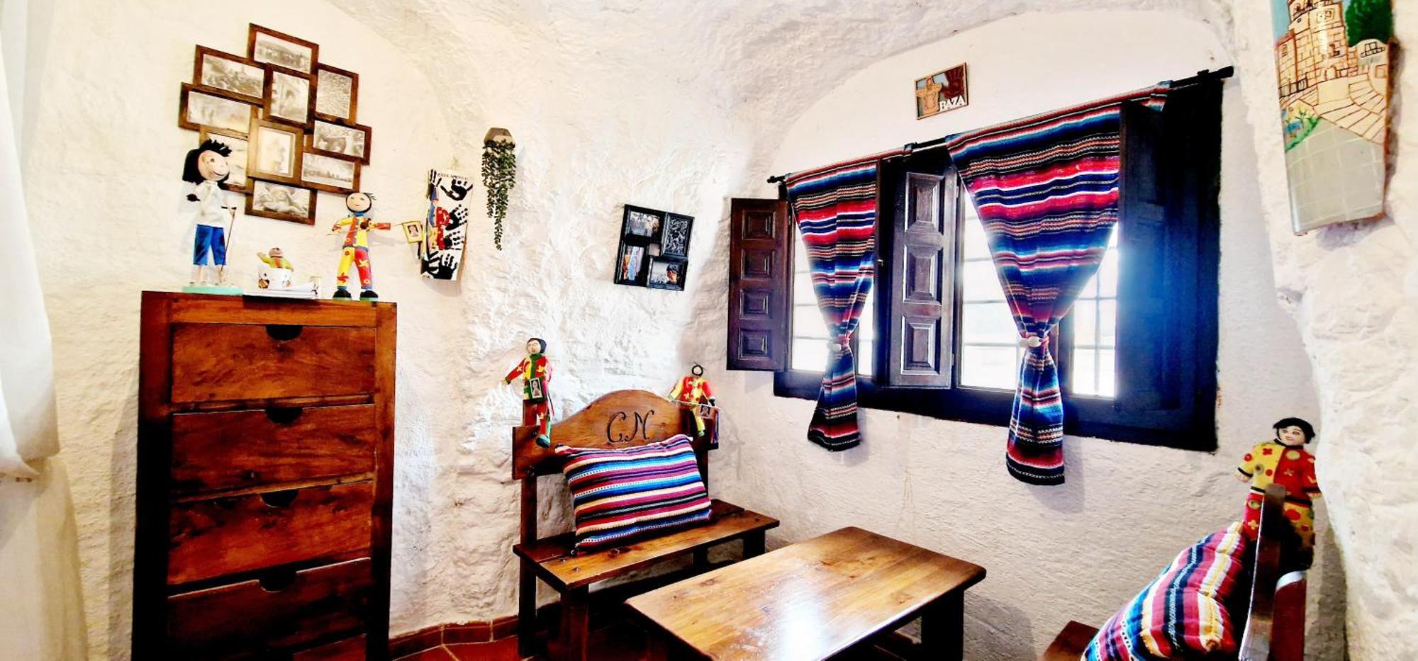 Casa Cueva Cascamorras "Capricho Andaluz" バサ エクステリア 写真